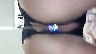 Emily Rinaudo (emjayxo) (Video 7)