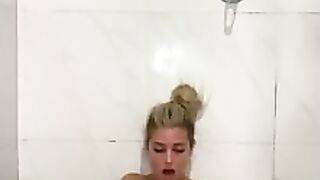 Tameeka Shower Dildo OF