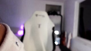 Izzy Green new live stream