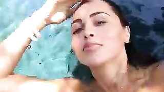 Ana's Snapchat (Video 243)
