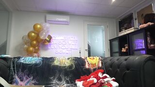 siswet19 anal squirt show