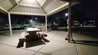 Nicole Niagara Solo cum in the public park