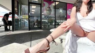 Nicole Niagara Solo Orgasms  Public Cum Adventure +BONUS Footage