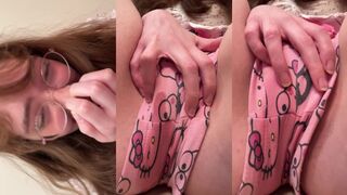 Clarabelles peeing her shorts