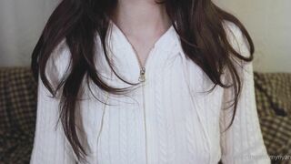 Maimy asmr - Tongue Sounds
