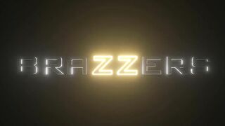 Kira Noir & Isa Bella Glory House - Brazzers