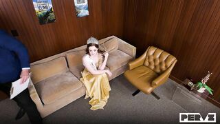 Marina Vaylor: Queen