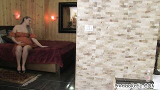 Katie Oiled Up Pregnant Belly