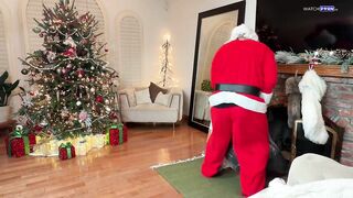 mellanie monroe rachael cavalli nina elle milking santa