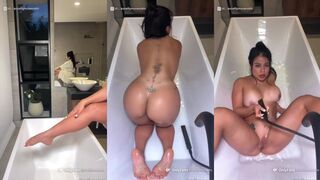 Steffy Moreno 54