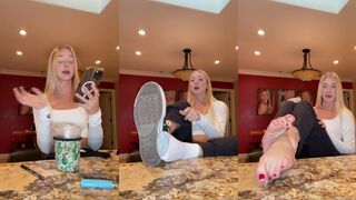 xomaddykxo - POV- your bratty stepsister gets home from the gym