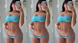 Observinglala | Lala Avi Show Her Tits