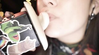 Honeygirl ASMR
