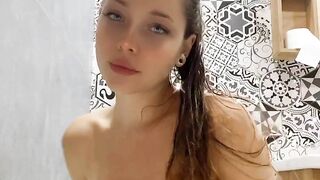 Russian legal , sucker swallows all the milk (Video 1)