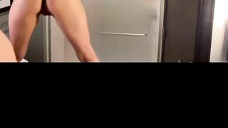 MackenzieJones LEAKED ONLY FANS [MEGA FOLDER 12.47 GB] (2)	 (Video 6)