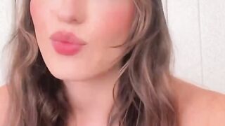 Fernanda Santini @santinixo @santinix (Video 24)