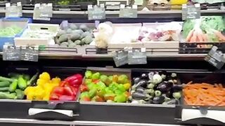 Tiffany Leiddi - Baisée ua super marché