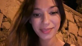 Miaqueen - almost get caught