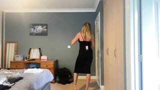 Hannah try on black dress