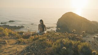 DaringKiara_Atmospheric Naked Sunset Meditation