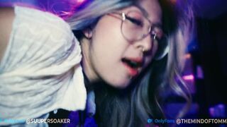 themindoftommy Gamer girl gets railed on the-counter and her pussy covered in cum