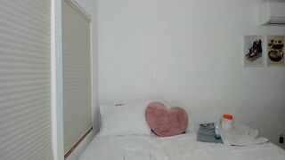 DelightfulHug - OF Stream 11-20-2024