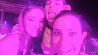 Bronwinaurora x quinnfinite x effycutiexx x isla-moon- hottub