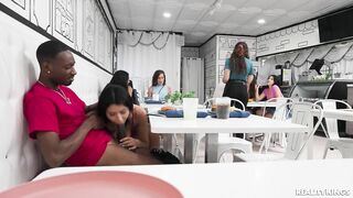 Liz & Roxie & Ritchie - vlog girl trip pt.1 onlyfans Leaked pov Sextape beauty teen t