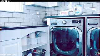 Kati3Kat - Laundry Day