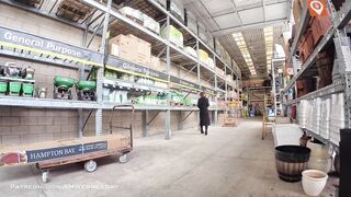 AMWednesday Roaming Naked in MART