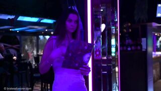 Bitchinbubba Hotwife-Veerle Public Bar Blowjob